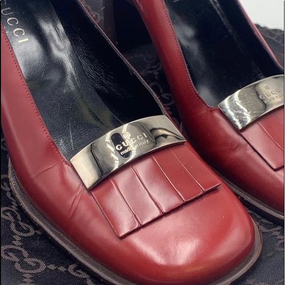 Shoes - Picture 1 of 4